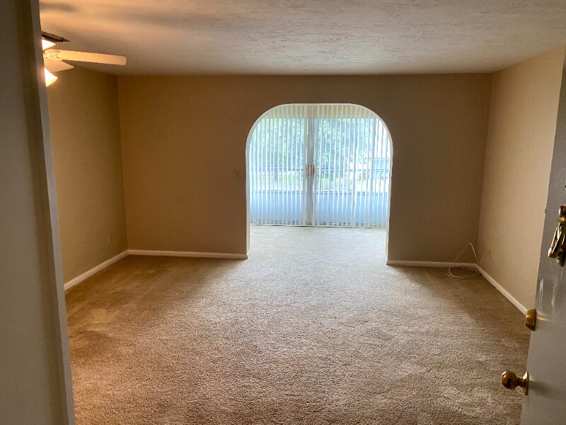 Building Photo - 4802 Tudor Dr