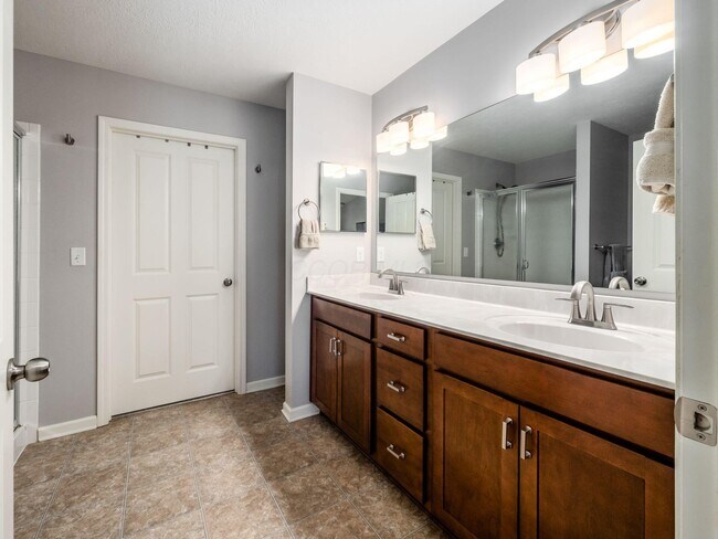 Building Photo - 7021 Kinsale Ln