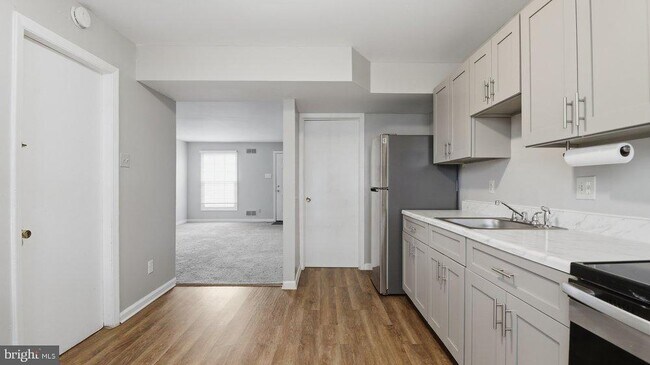 Building Photo - 1984 Arwell Ct