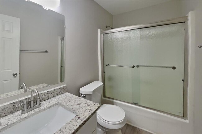 Building Photo - 3331 Hansen Way