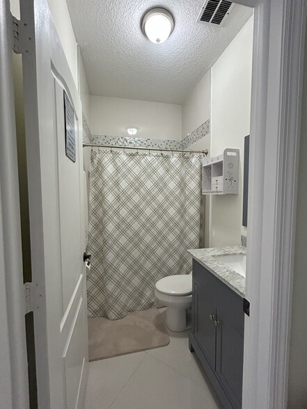 Building Photo - 16234 SW 54th Ter