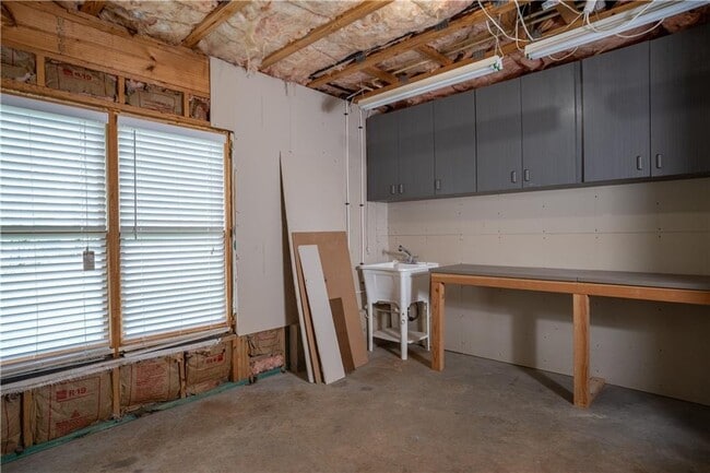 Building Photo - 5746 Nix Bridge Rd