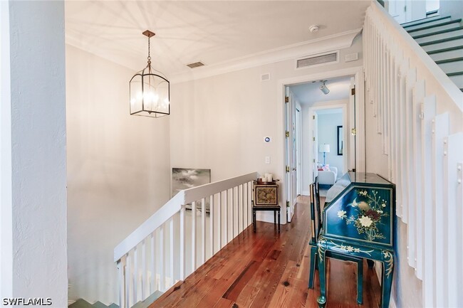 Building Photo - 376 Leatherfern Ln