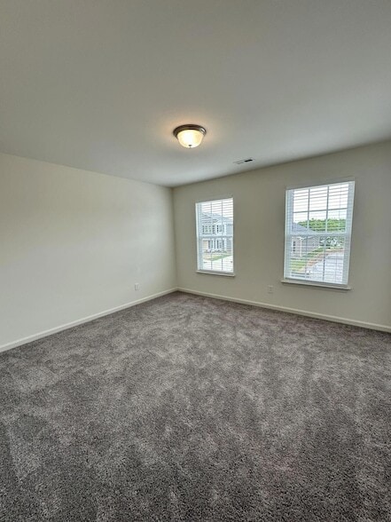 Building Photo - 2380 Geranium Ln