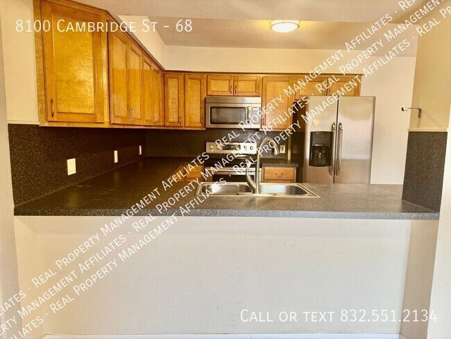 Building Photo - 8100 Cambridge St