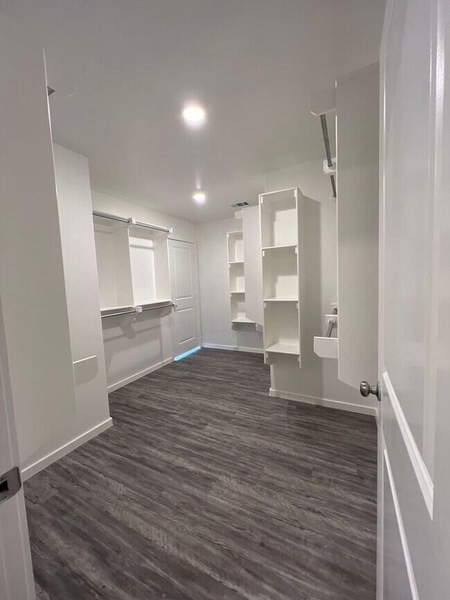 Building Photo - New Beginnings Start At AMRR: Gorgeous 3 Bedroom Available in June!