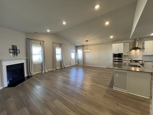 Building Photo - 1001 Pebble Run Rd