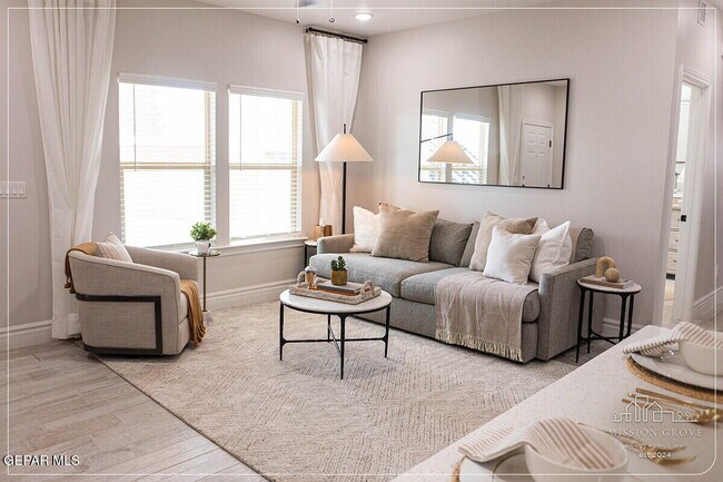 Building Photo - 10680 Horn Cir