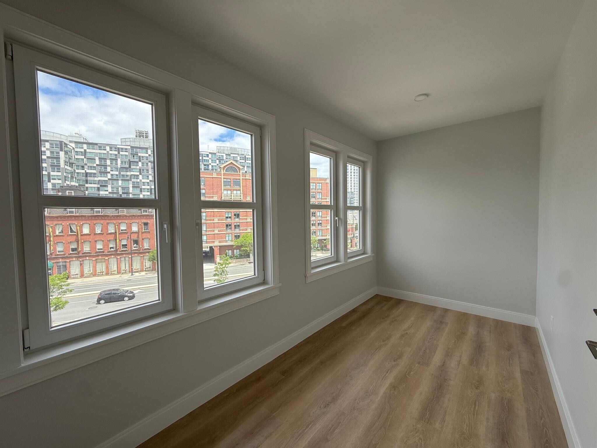 Building Photo - 35 Gore St