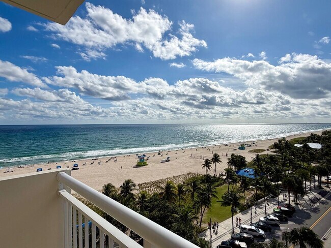 Building Photo - 133 N Pompano Beach Blvd