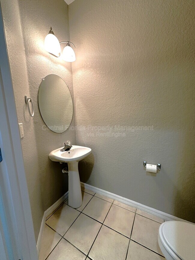 Building Photo - 2525 Lancien Ct