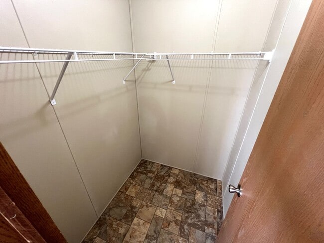 Building Photo - Pet Friendly 3 Bed 2 Bath Mobile Home in t...
