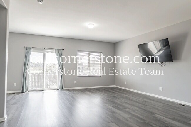 Building Photo - 10043 Seawolf Dr