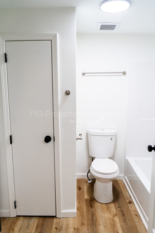 Building Photo - 3715 Sisk Rd NW