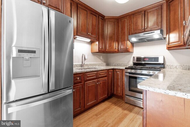 Building Photo - 4413 Romlon St
