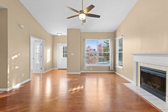 Building Photo - Beautiful home in the heart of Westfield!