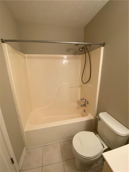 Building Photo - 2455 Millerbrook Dr