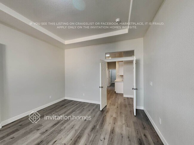 Building Photo - 2030 Butterfield Ln