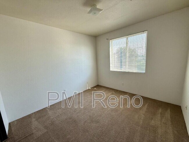 Building Photo - 1600 I St