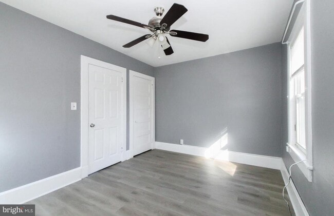 Building Photo - 2004 Trenton Ave