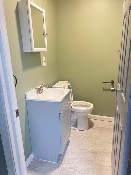 1st bathroom - 1807 Market St