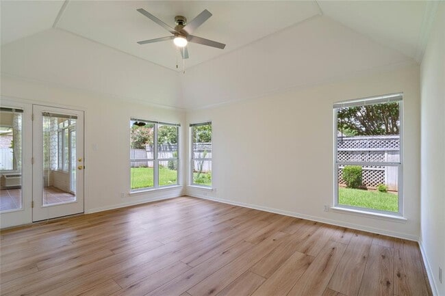 Building Photo - 3628 Aspen Creek Pkwy