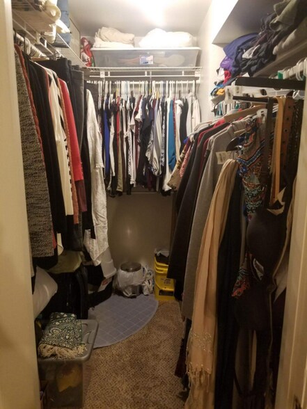 Building Photo - 14102 E Colorado Dr