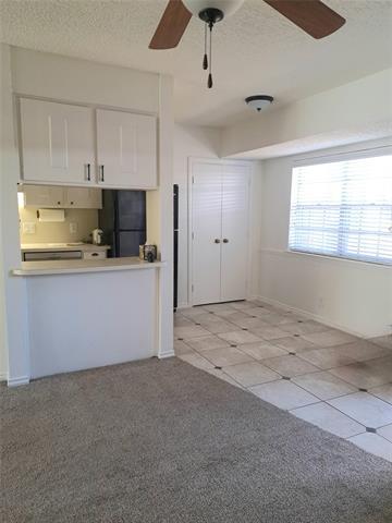 Building Photo - 955 Roaring Springs Rd