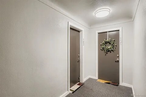 Building Photo - 636 N Washington St