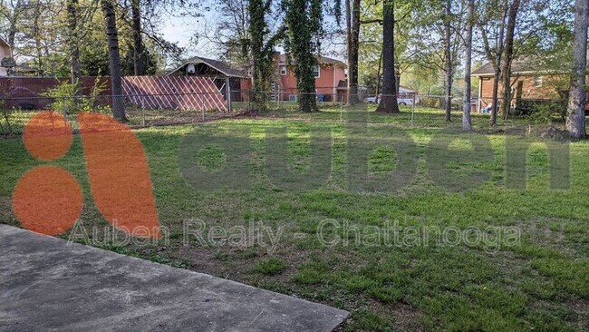 Building Photo - 3913 Bowman Ln