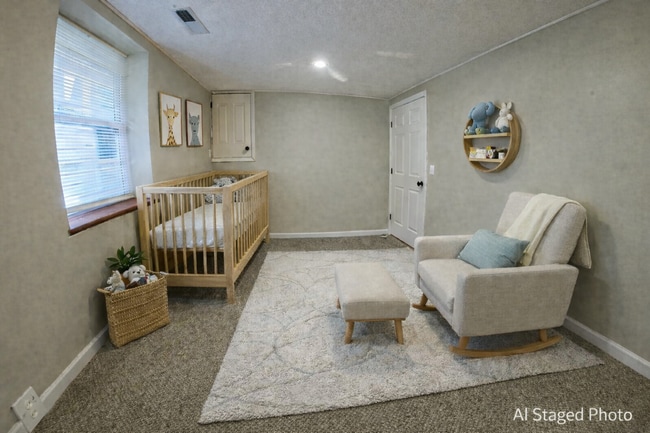 Building Photo - 1601 Leavenworth St