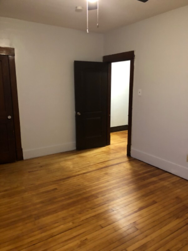 Building Photo - 700 Airbrake Ave