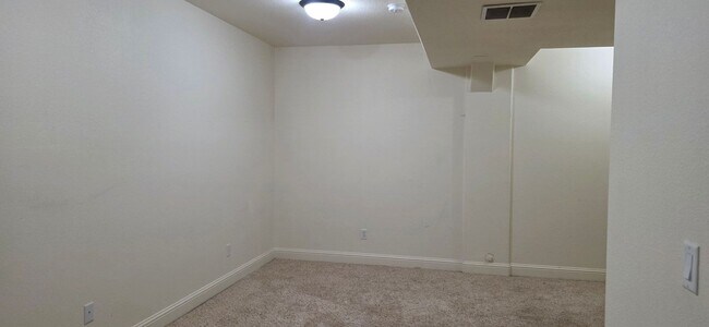 Building Photo - 4117 Gunsmoke Rd