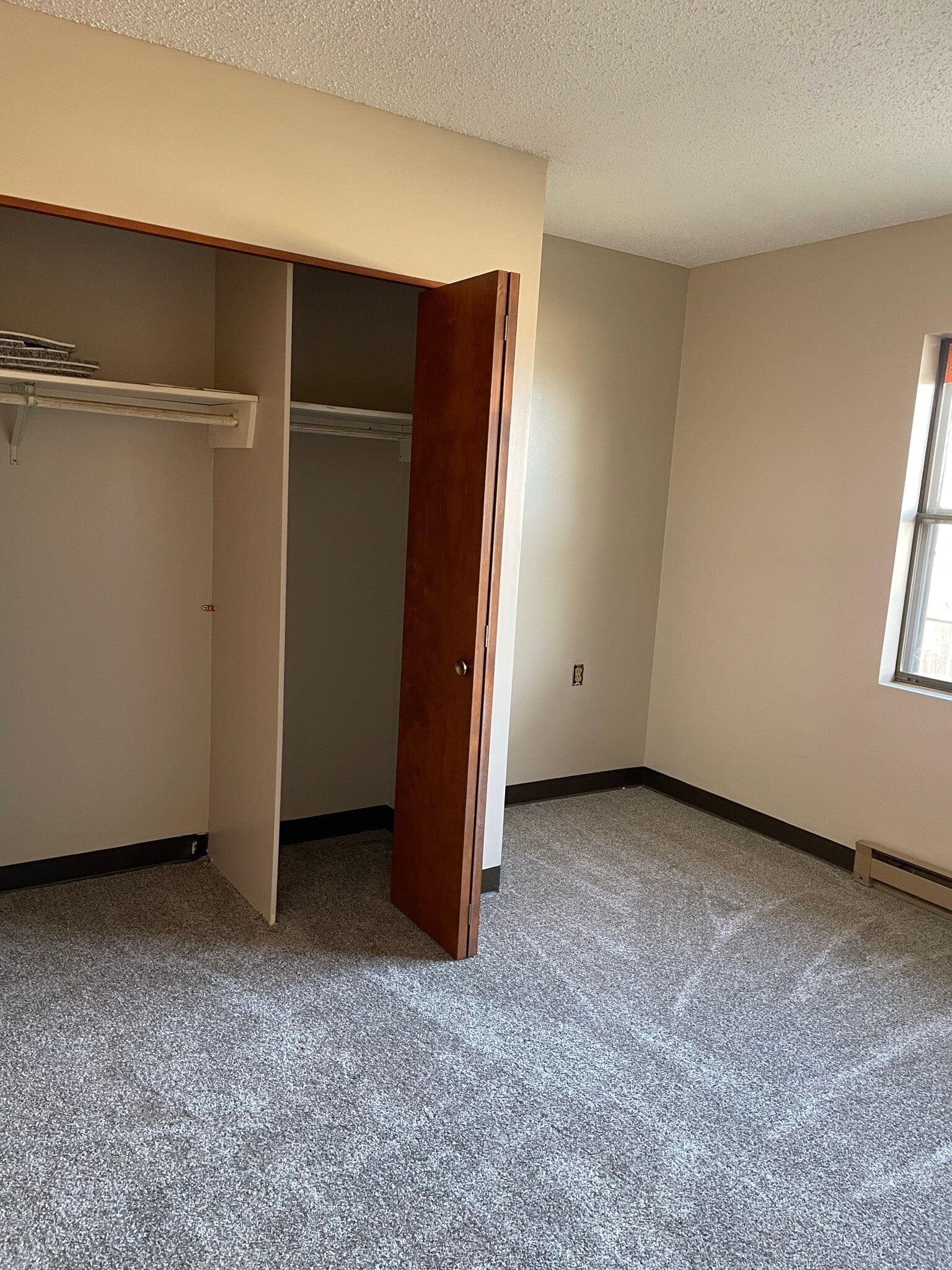 Building Photo - 440 N A St