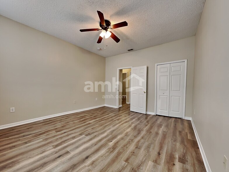 Building Photo - 8881 Shindler Crossing Dr