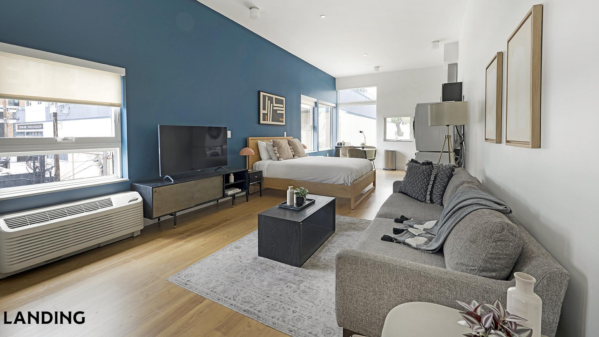 Building Photo - 135 Adams St