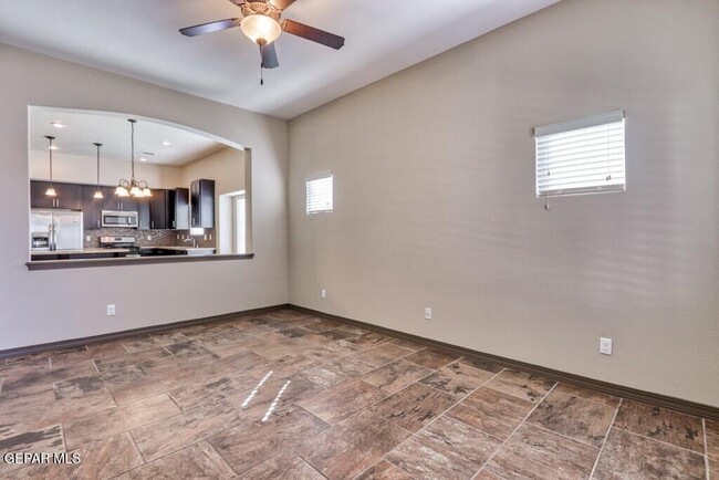 Building Photo - 3852 Loma Cortez Dr