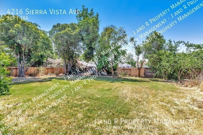 Building Photo - 4216 Sierra Vista Ave