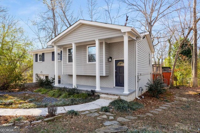 Building Photo - 2510 Hatfield Cir SE