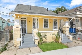 Building Photo - 1515 N Rocheblave St