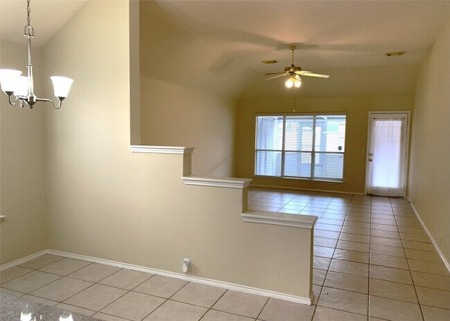 Building Photo - 11014 Redhaven Ct