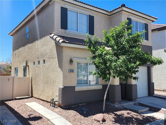 Building Photo - 5165 Paradise Skies Ave