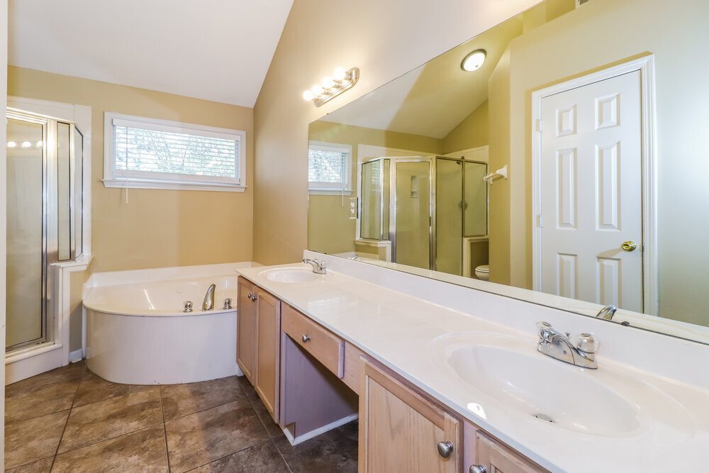 Building Photo - 944 Shorey Ln