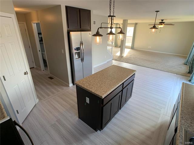 Building Photo - 409 Morrow Glen Ct