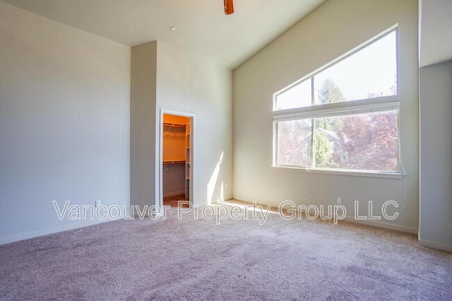 Building Photo - 187 N 44th Pl