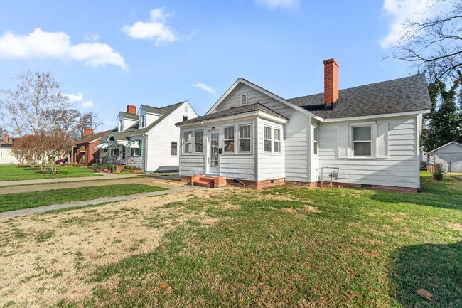 Building Photo - 254 Pocahontas Pl