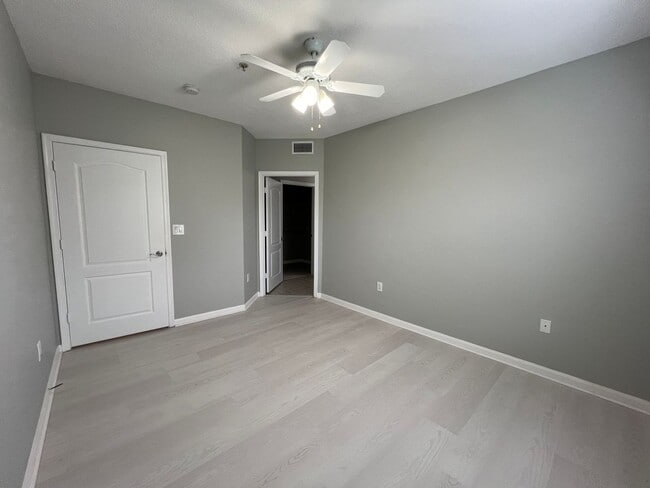 Building Photo - Fairways Condo in Vero Beach
