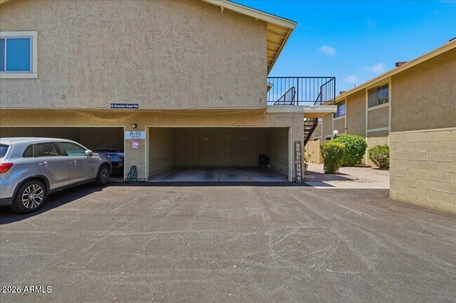 Building Photo - 1241 N Granite Reef Rd