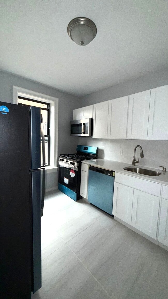 Building Photo - 2684 John F Kennedy Blvd