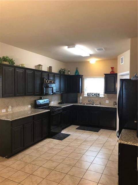 Building Photo - 1408 Blake St